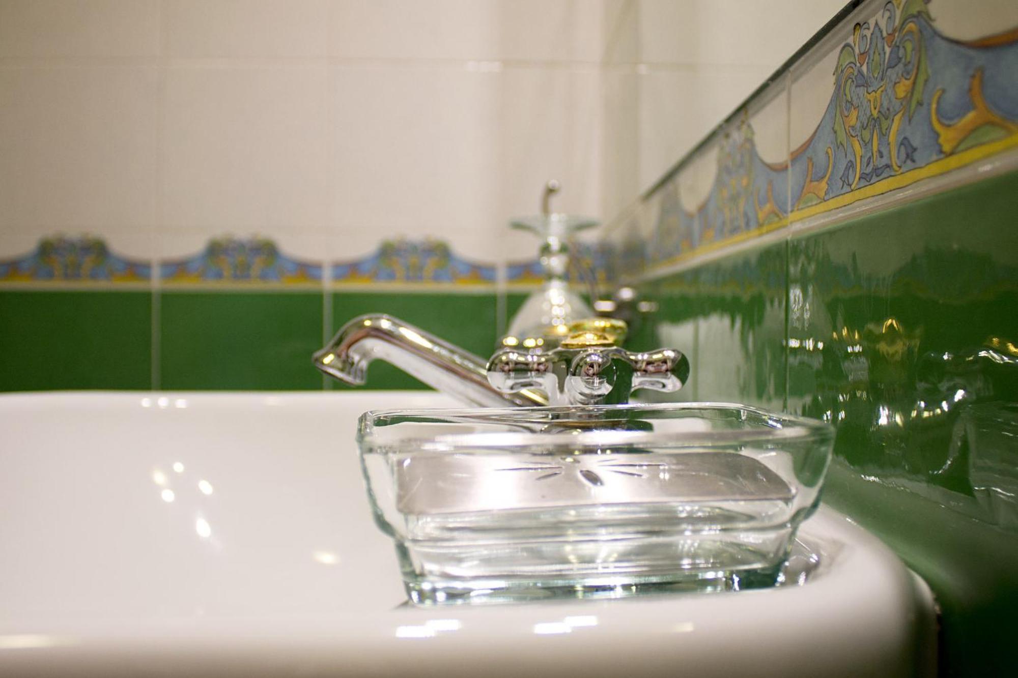 Bernardone Hotel Камайоре Екстериор снимка