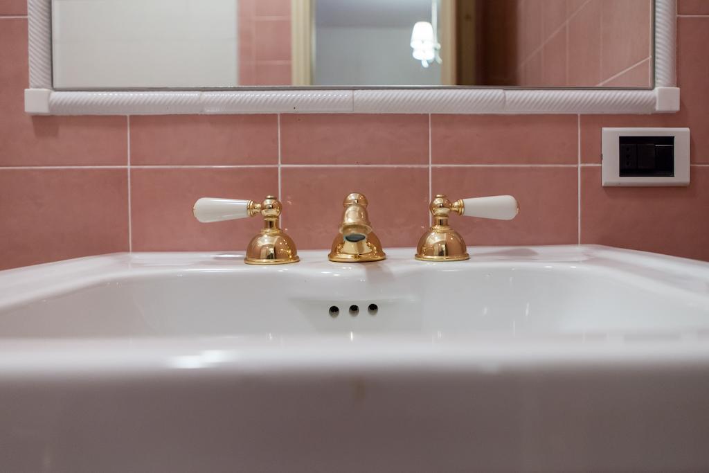Bernardone Hotel Камайоре Стая снимка